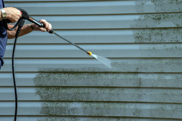 Best Animal Enclosure Cleaning  in West Vero Corridor, FL